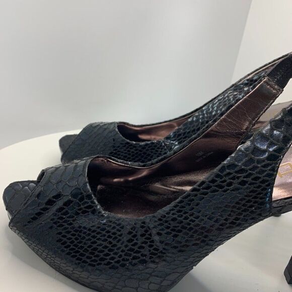 Moda Spana 4" Peep Toe Sling Back Alligator Print Heel - Picture 5 of 9